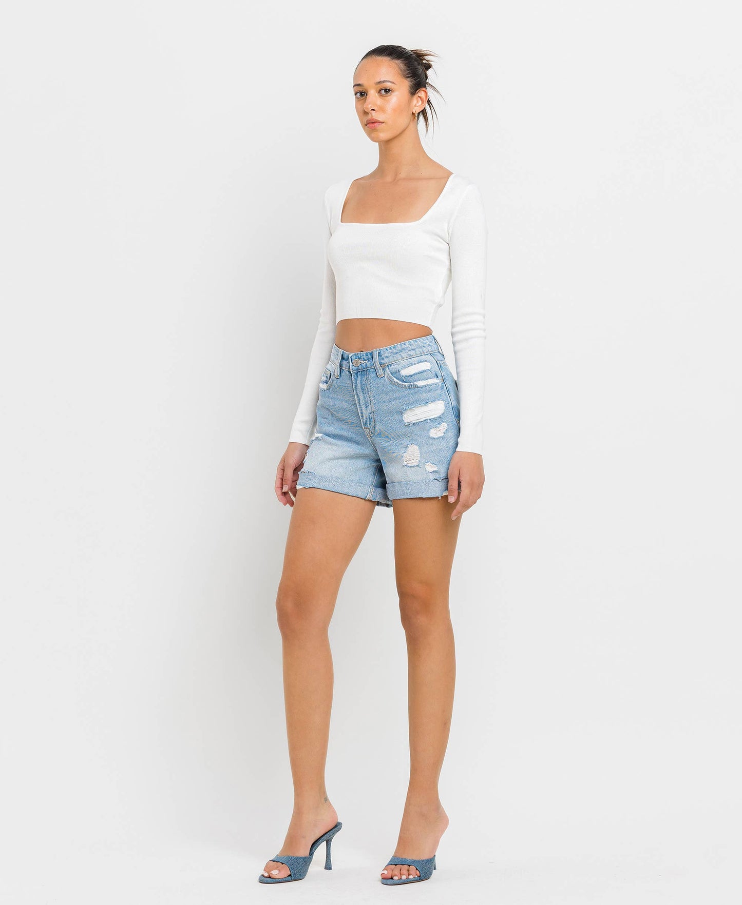 MID RISE DOUBLE CUFFED BOYFRIEND SHORTS T5197: PACIFIC VENICE / L