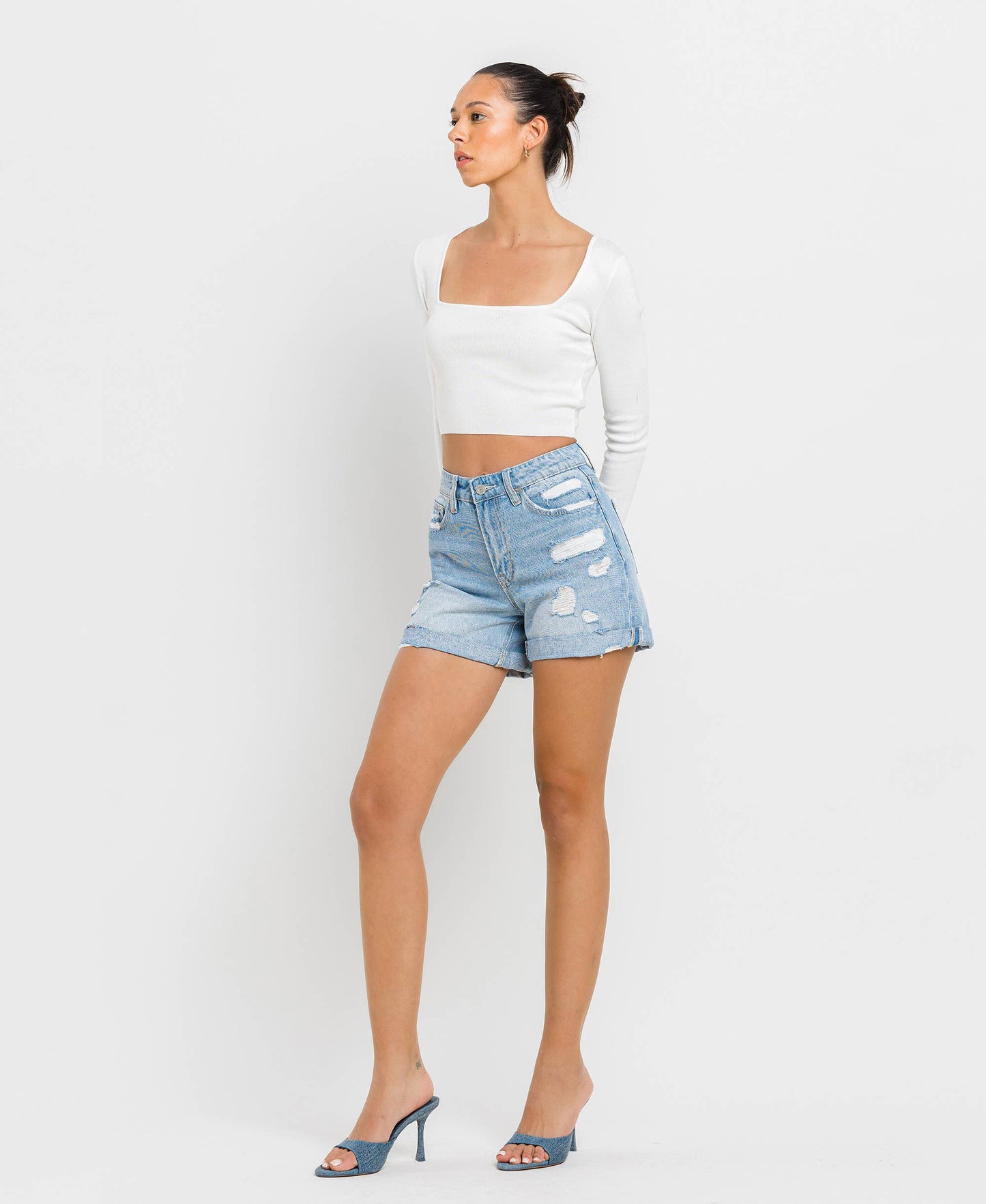 MID RISE DOUBLE CUFFED BOYFRIEND SHORTS T5197: PACIFIC VENICE / L